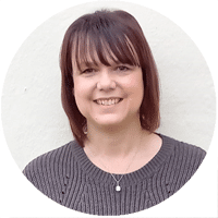 Lesley Robertson, Administrator